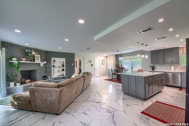 17203 Happy Hollow San Antonio, TX 78232