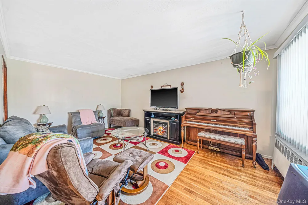 67 Holly Avenue Hempstead, NY 11550