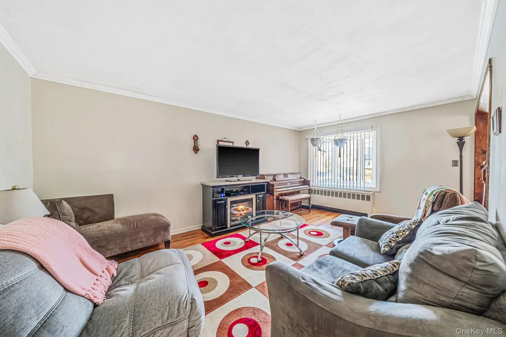 67 Holly Avenue Hempstead, NY 11550