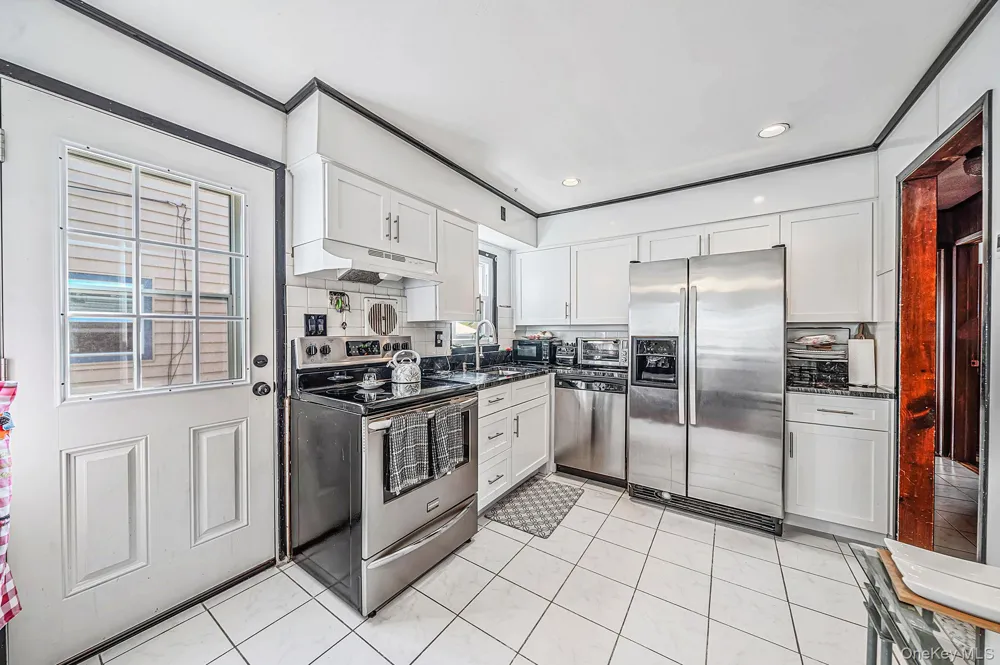 67 Holly Avenue Hempstead, NY 11550