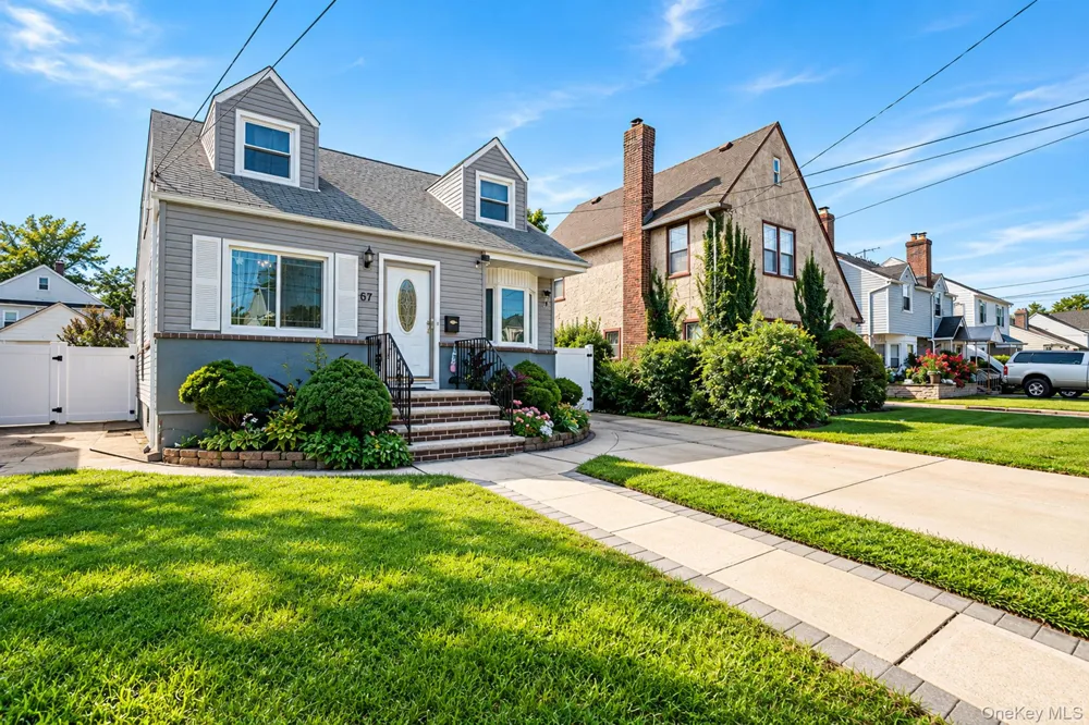 67 Holly Avenue Hempstead, NY 11550