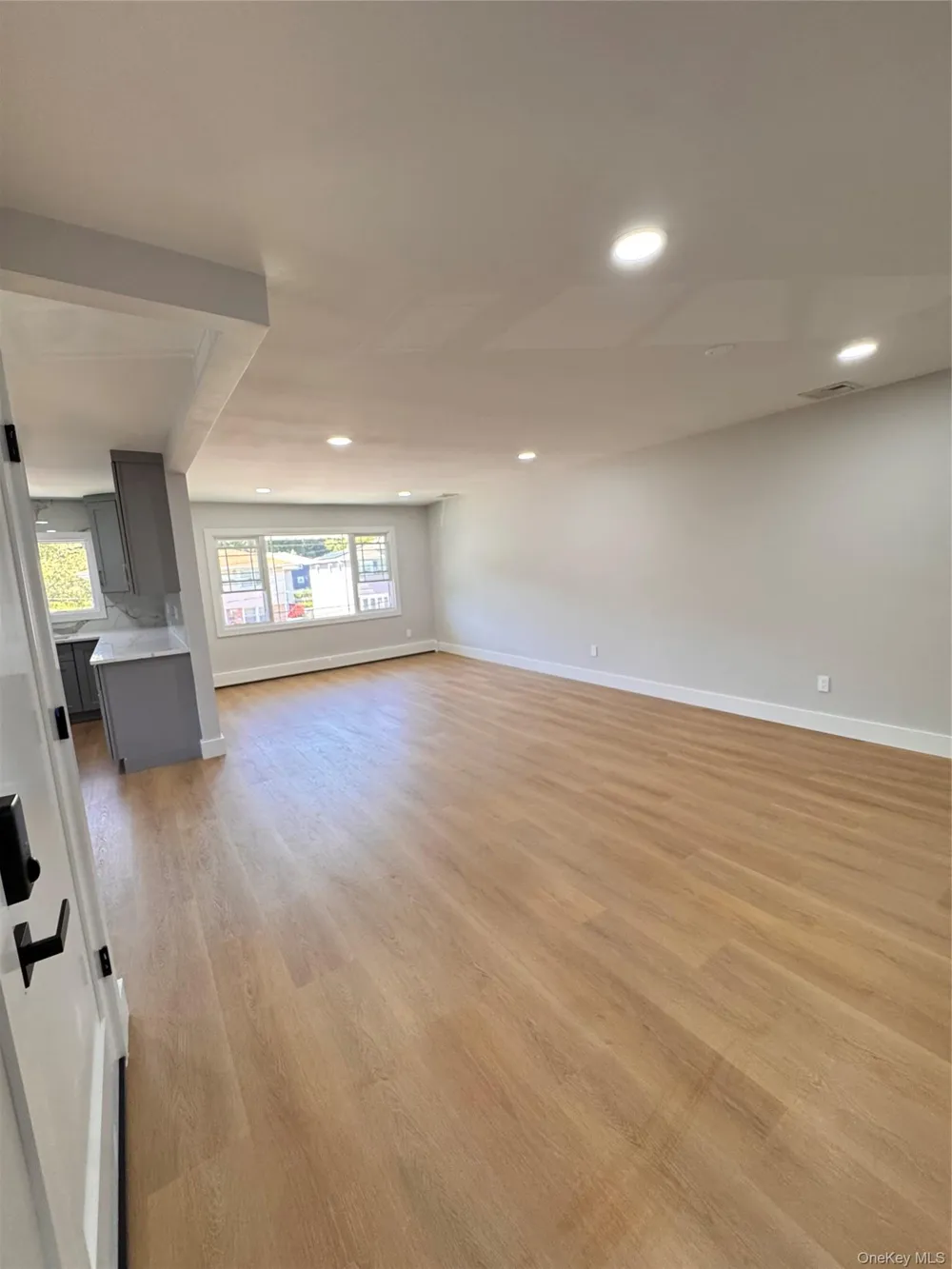 15 Valerie Drive ##2 Yonkers, NY 10703