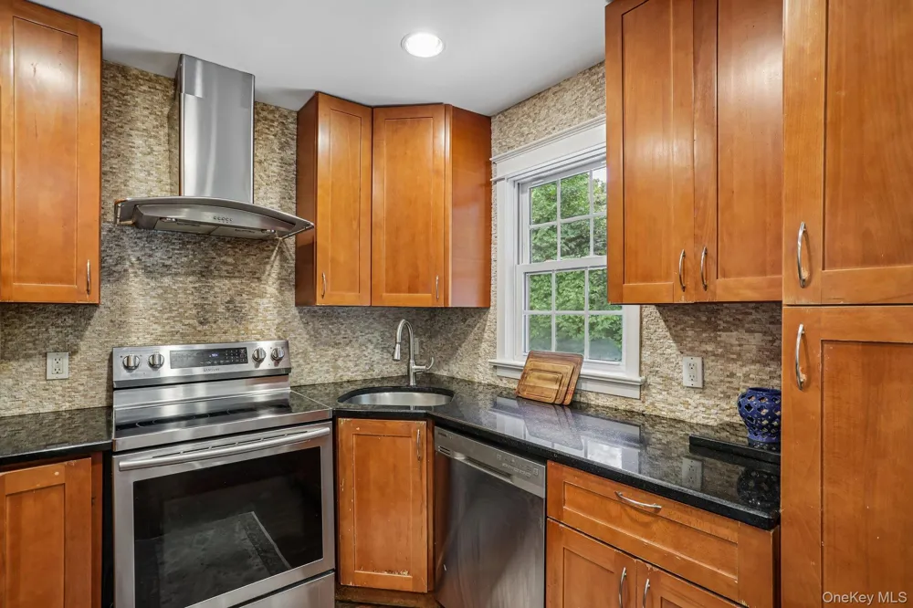 1 Brentwood Drive Pleasantville, NY 10570