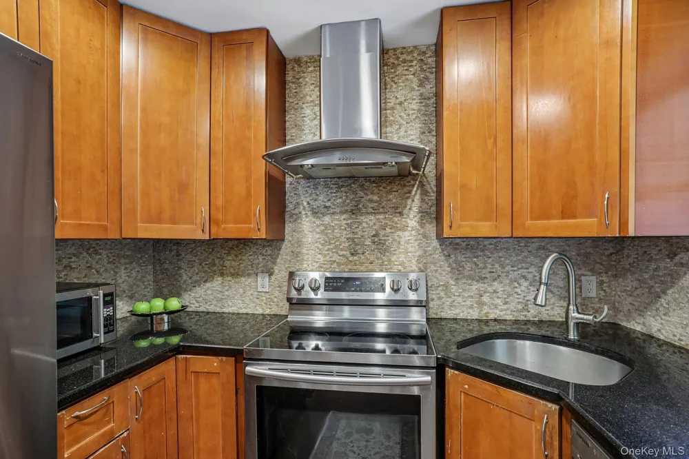 1 Brentwood Drive Pleasantville, NY 10570