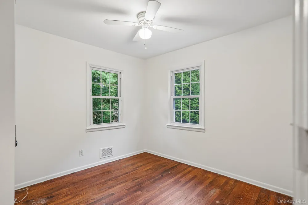 1 Brentwood Drive Pleasantville, NY 10570