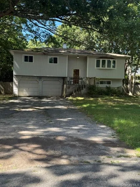 128 Blake Avenue