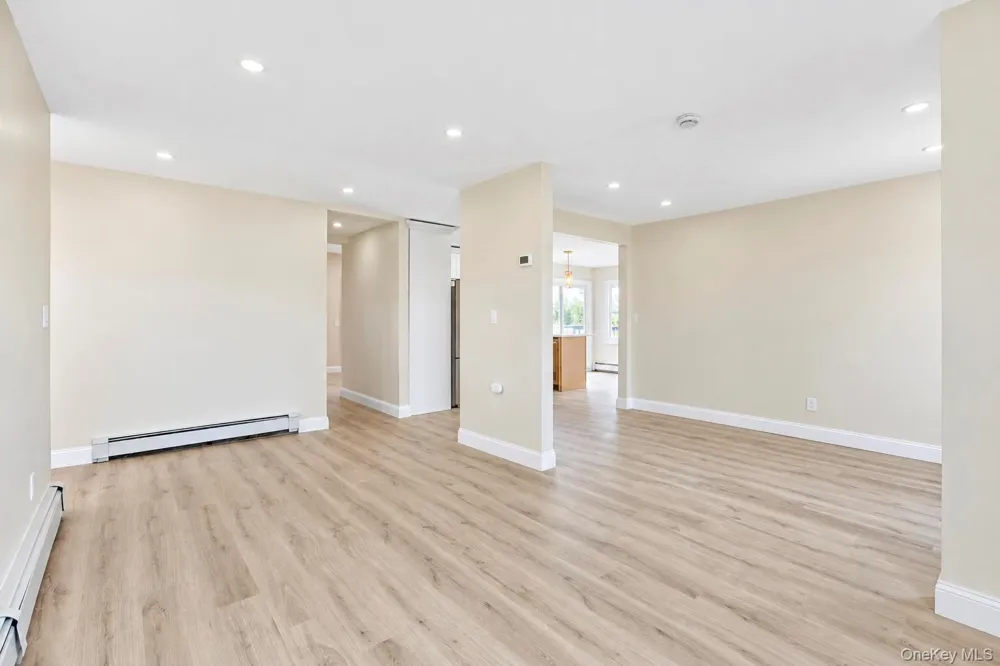 891 S Bay Street Lindenhurst, NY 11757