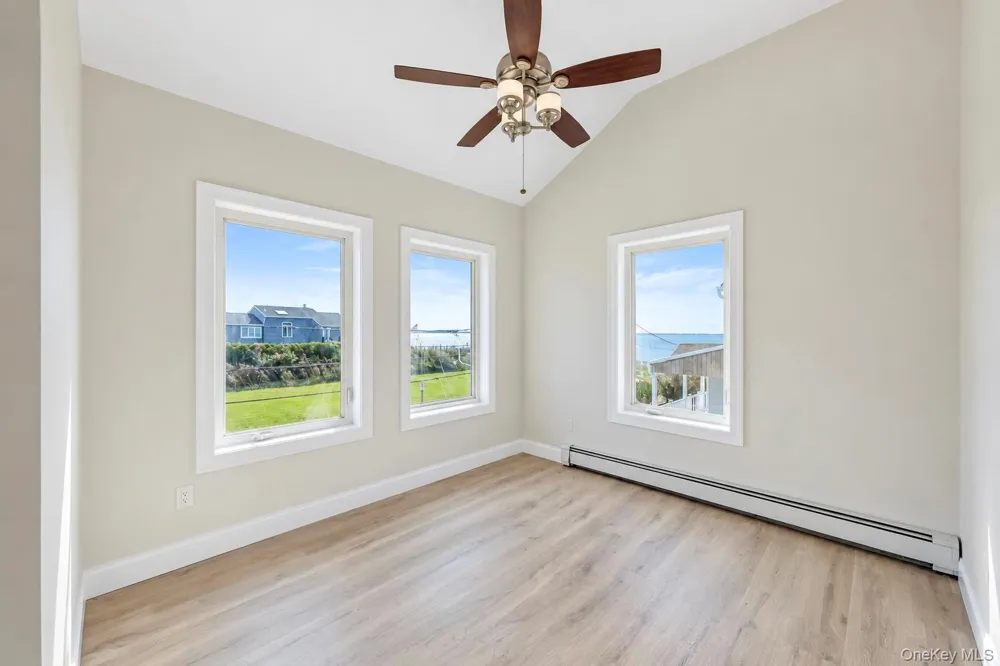 891 S Bay Street Lindenhurst, NY 11757