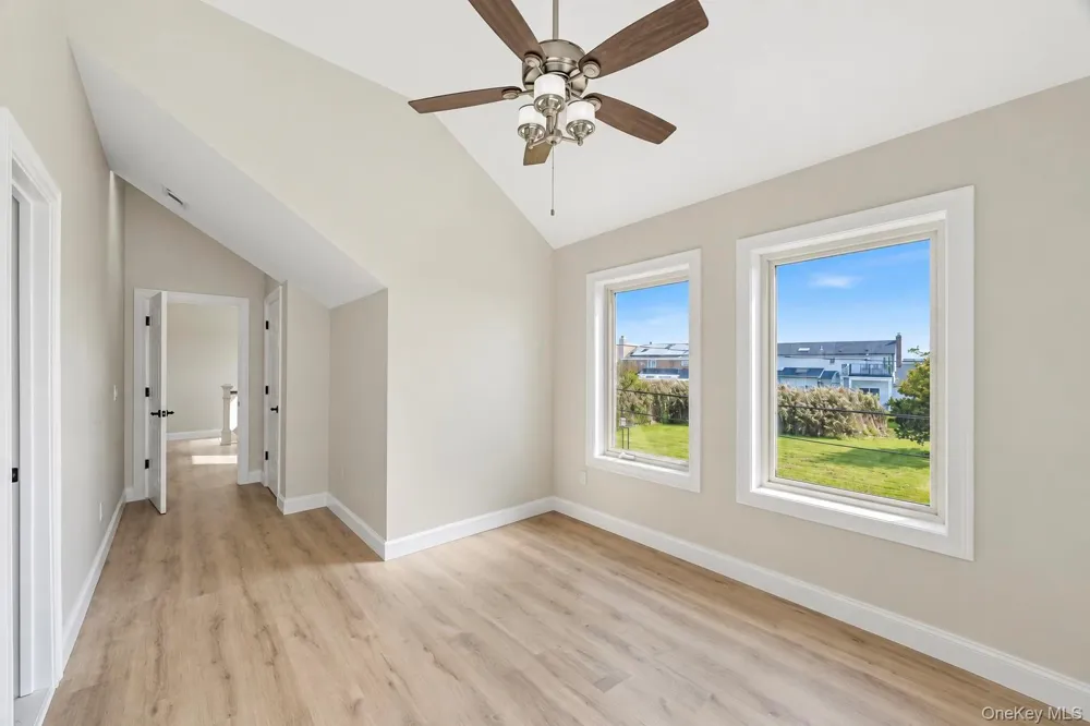 891 S Bay Street Lindenhurst, NY 11757