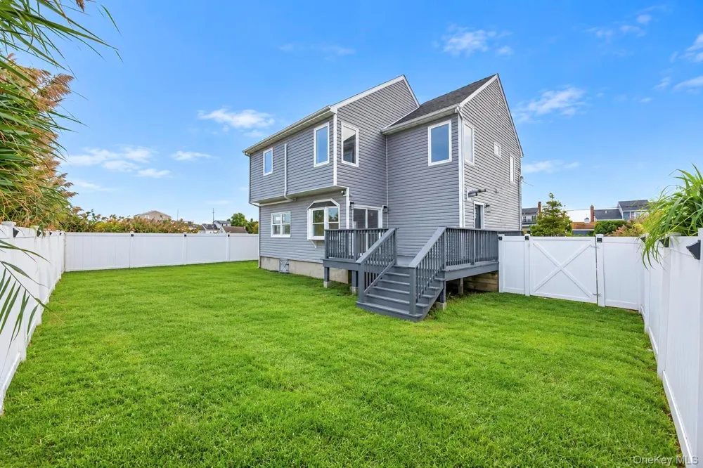 891 S Bay Street Lindenhurst, NY 11757