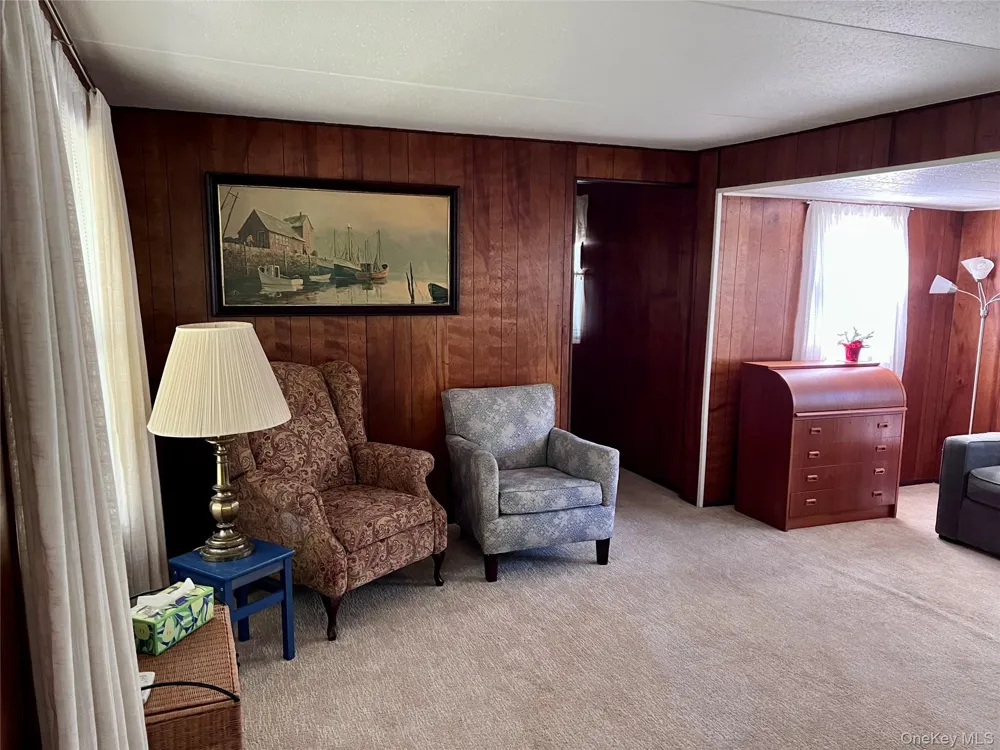 433 Mill Road #91 Calverton, NY 11933