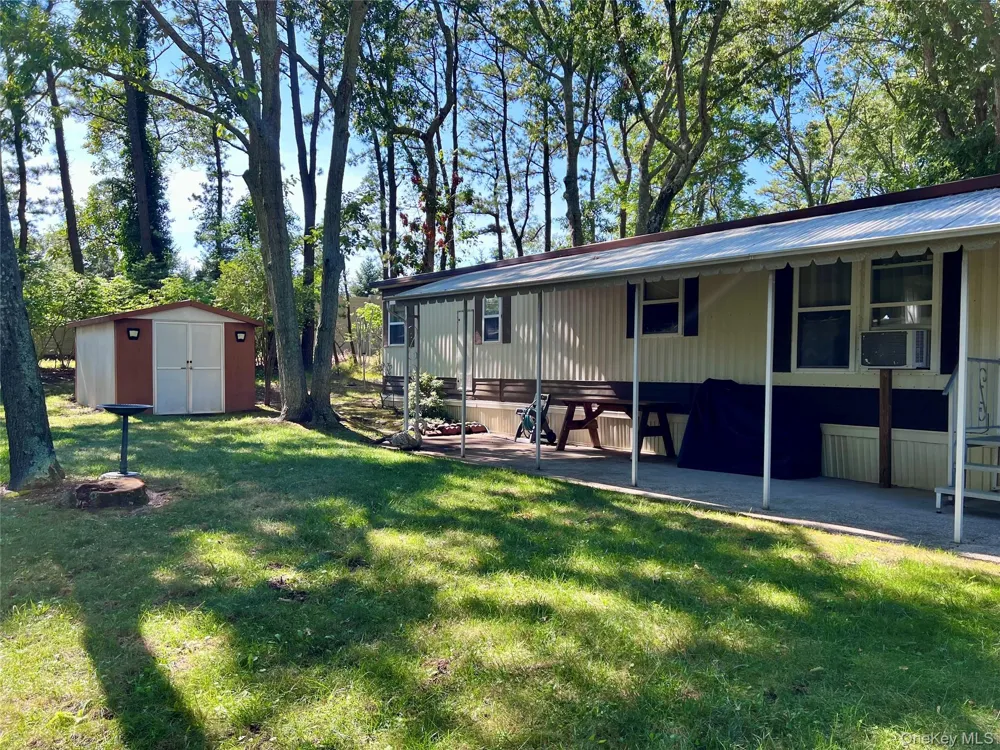 433 Mill Road #91 Calverton, NY 11933
