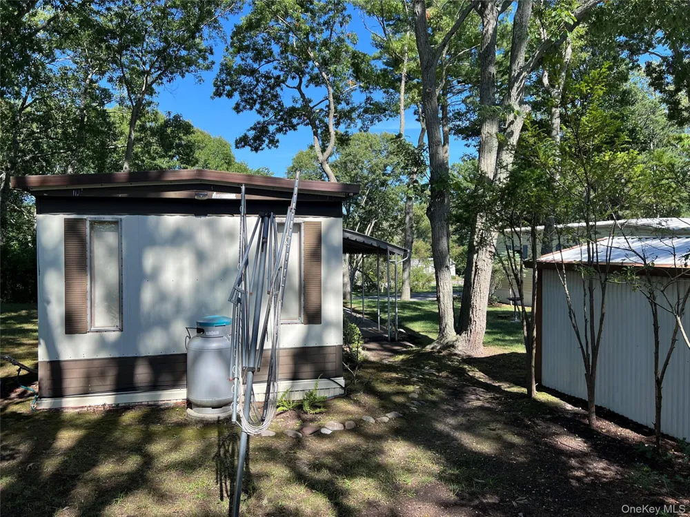 433 Mill Road #91 Calverton, NY 11933