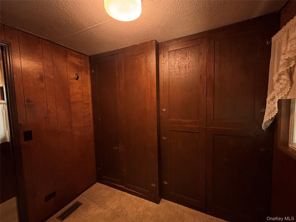 433 Mill Road #91 Calverton, NY 11933