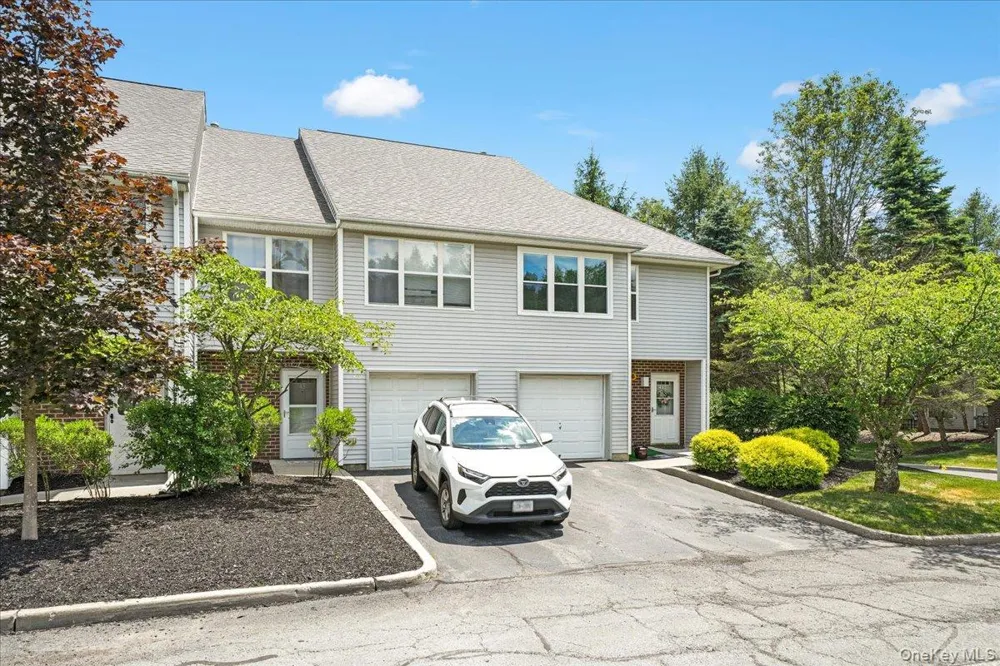 45 Deer Ct Drive Middletown, NY 10940