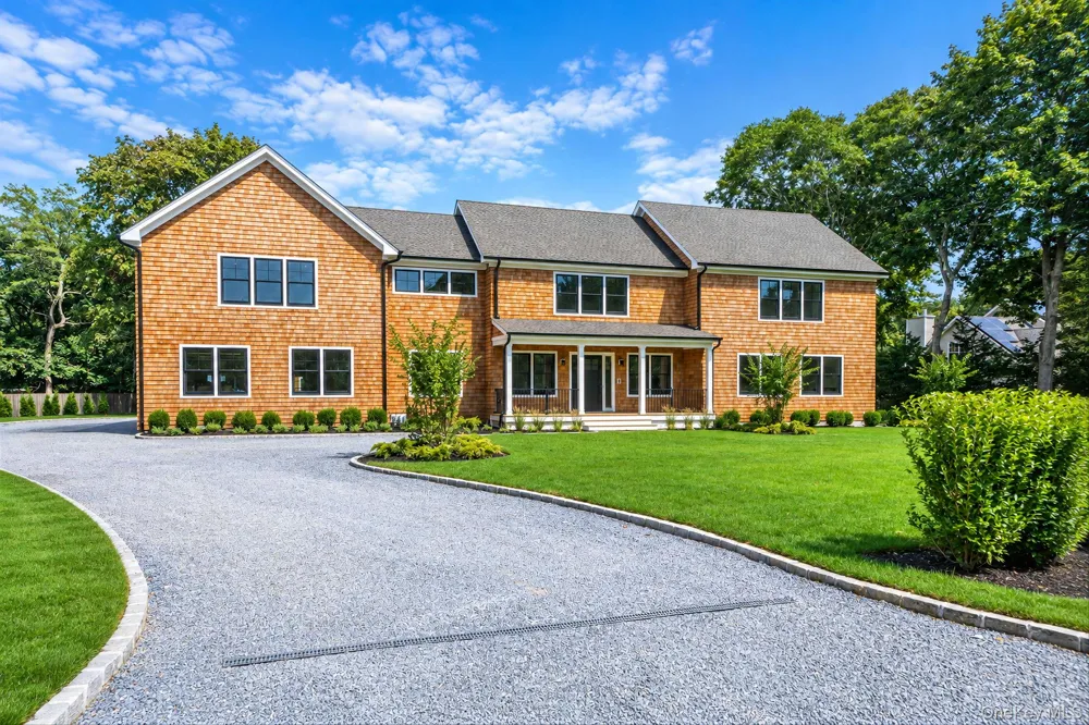 3 Vail Avenue East Quogue, NY 11942
