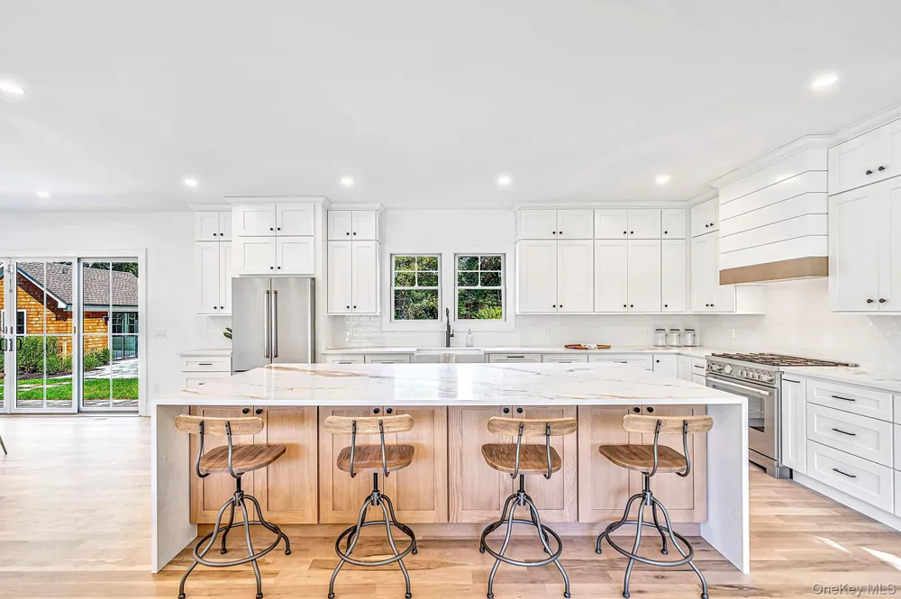 3 Vail Avenue East Quogue, NY 11942