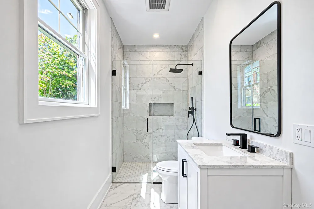 3 Vail Avenue East Quogue, NY 11942