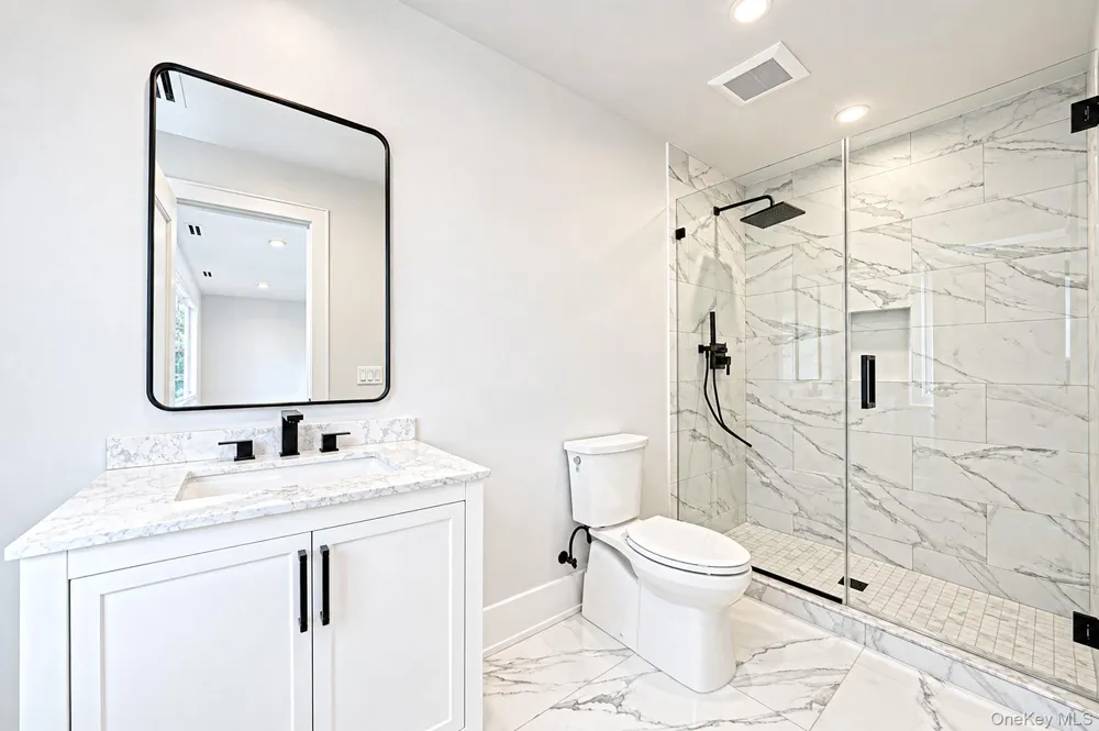 3 Vail Avenue East Quogue, NY 11942