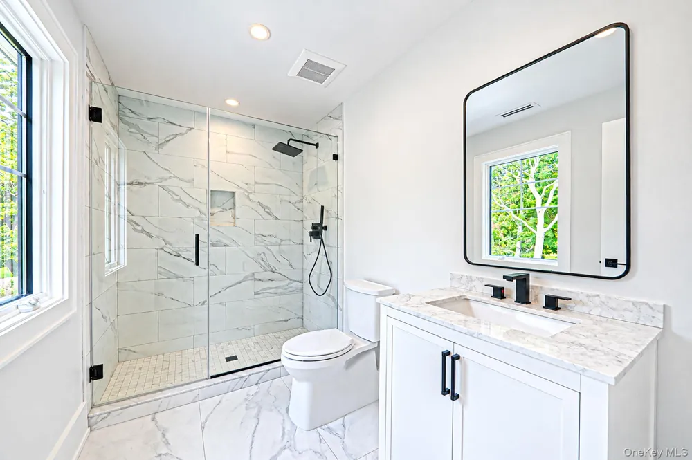 3 Vail Avenue East Quogue, NY 11942