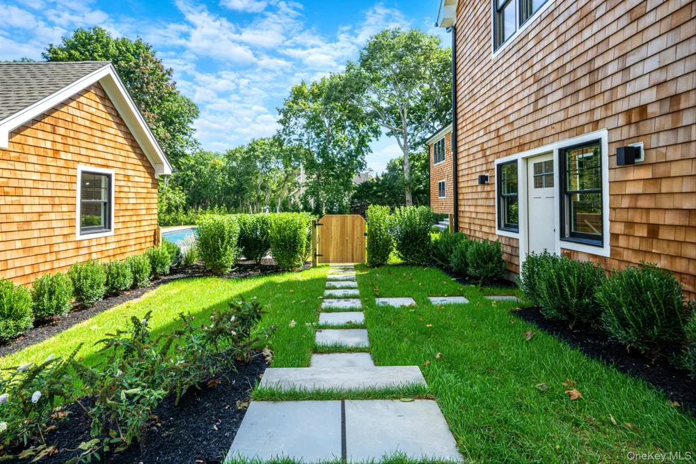 3 Vail Avenue East Quogue, NY 11942