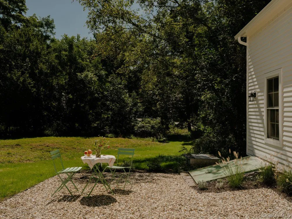 300 Band Camp Road Saugerties, NY 12477