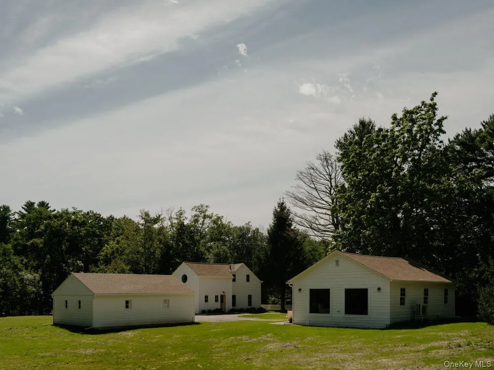300 Band Camp Road Saugerties, NY 12477