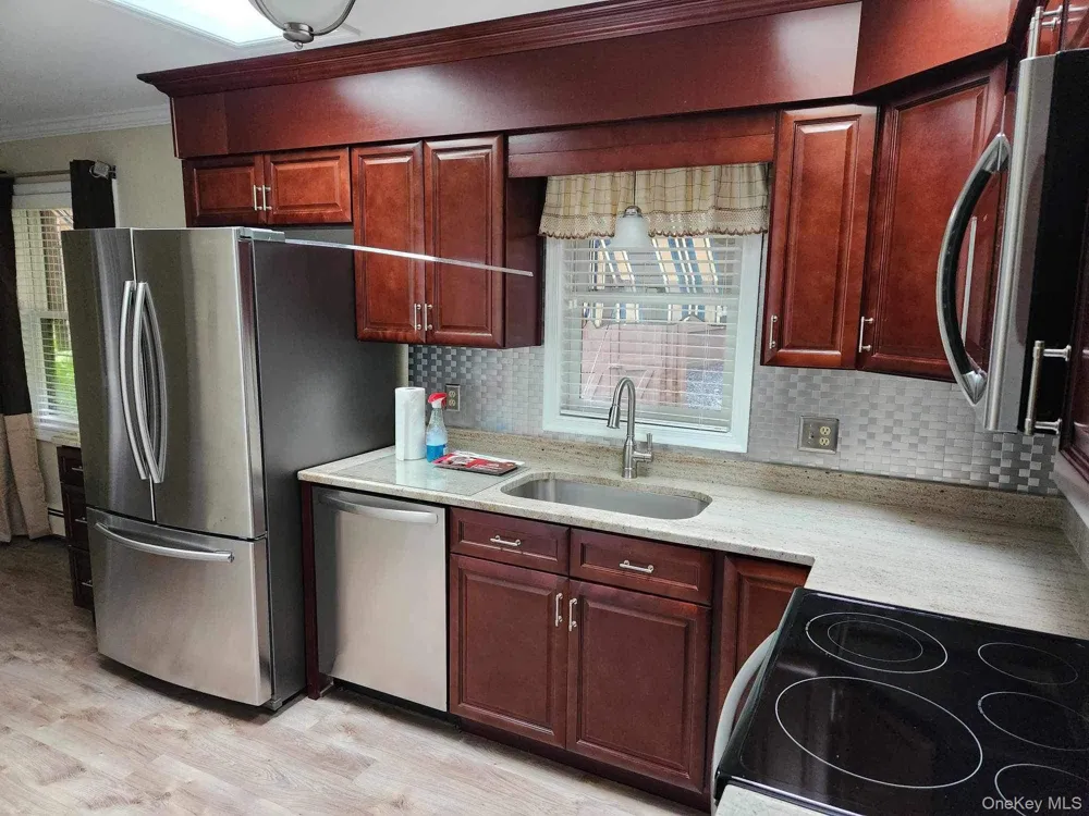 499 East Road #Unit 2 Marlboro, NY 12542
