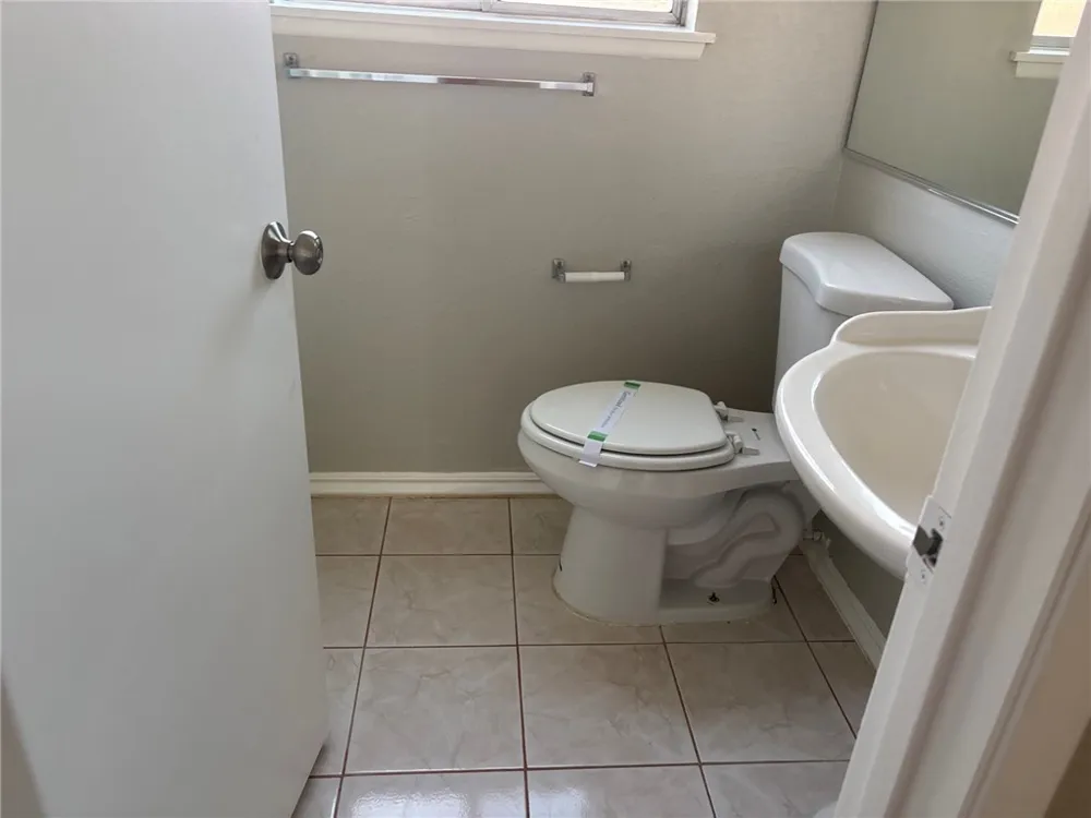 42946 39th Street W Lancaster, CA 93536