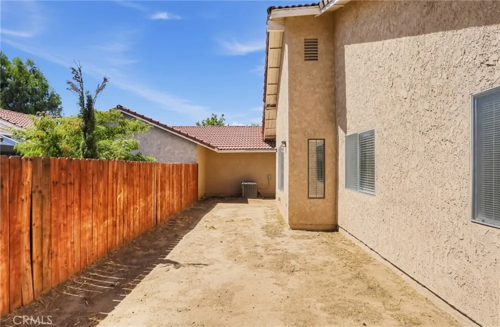 42946 39th Street W Lancaster, CA 93536