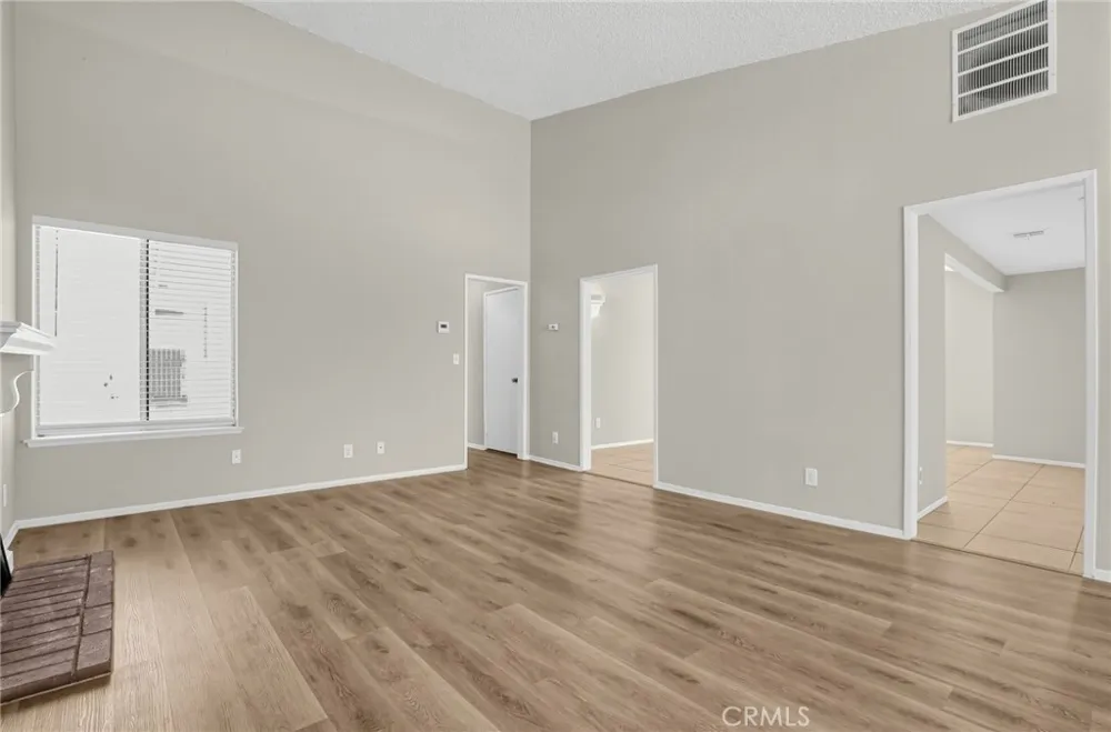 42946 39th Street W Lancaster, CA 93536