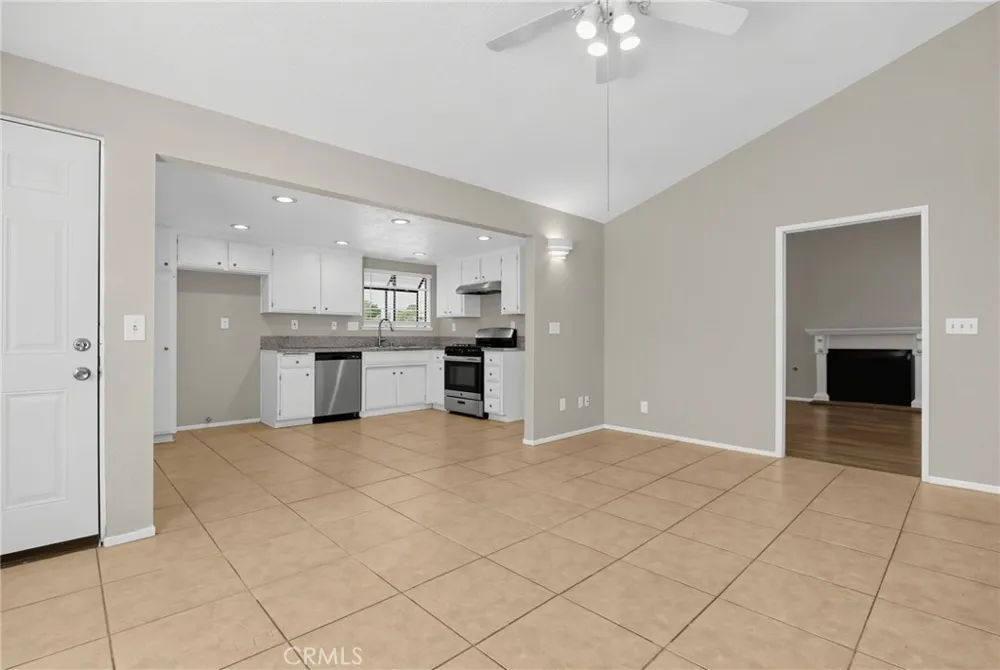 42946 39th Street W Lancaster, CA 93536