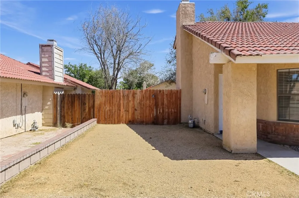 42946 39th Street W Lancaster, CA 93536