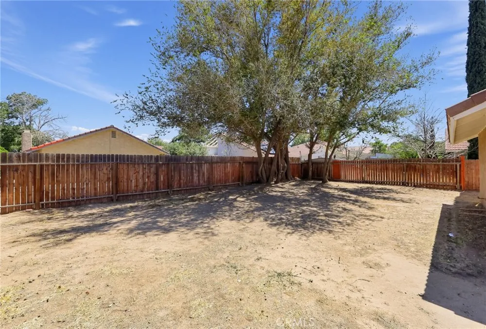 42946 39th Street W Lancaster, CA 93536