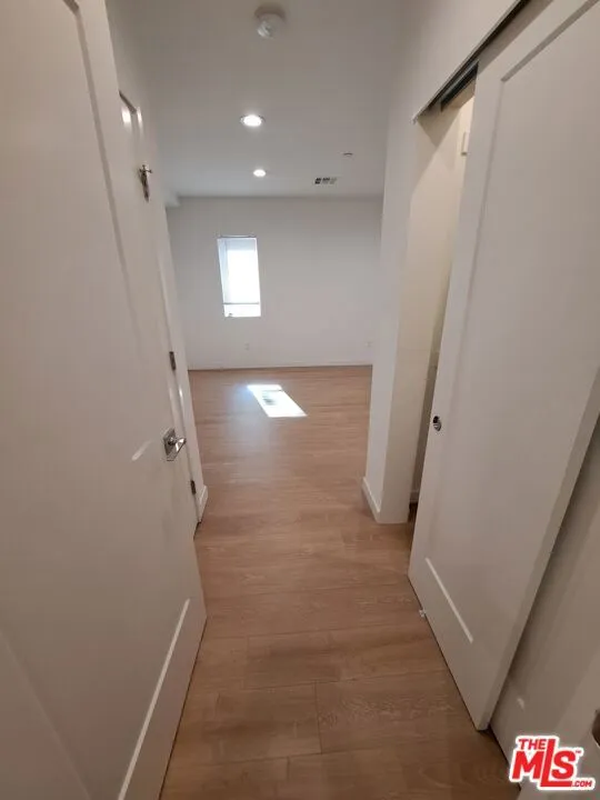 5631 Whitnall Highway Los Angeles, CA 91601