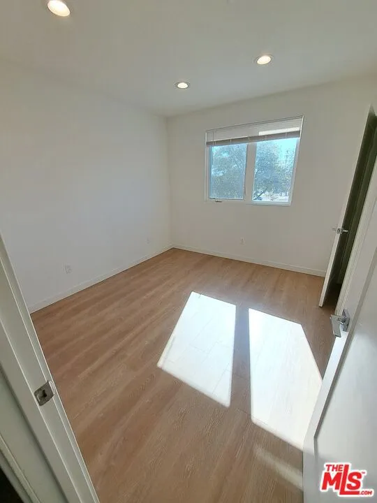 5631 Whitnall Highway Los Angeles, CA 91601