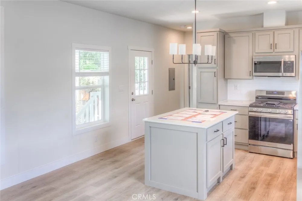 520 Pine Avenue #11 Goleta, CA 93117