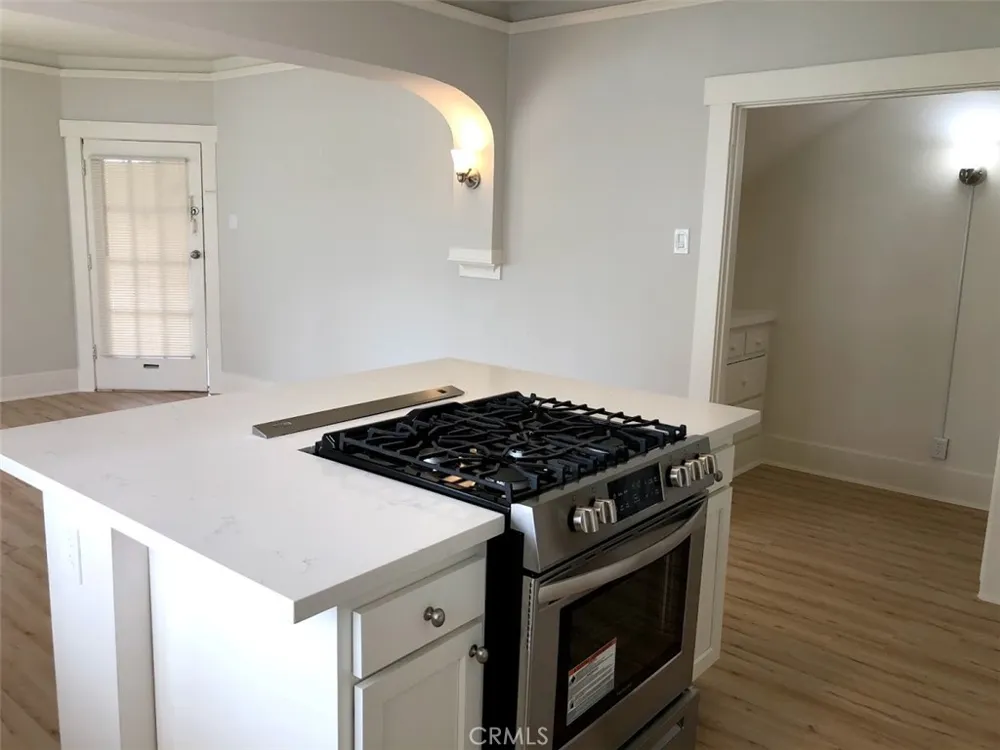 920 Park Long Beach, CA 90813
