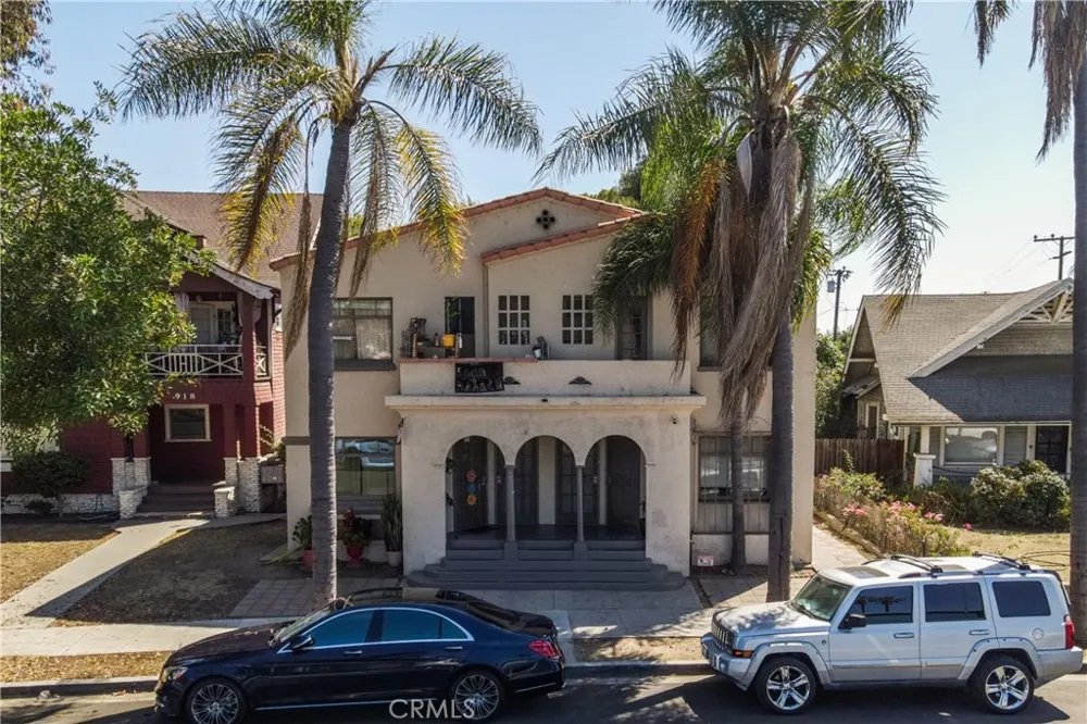 920 Park Long Beach, CA 90813