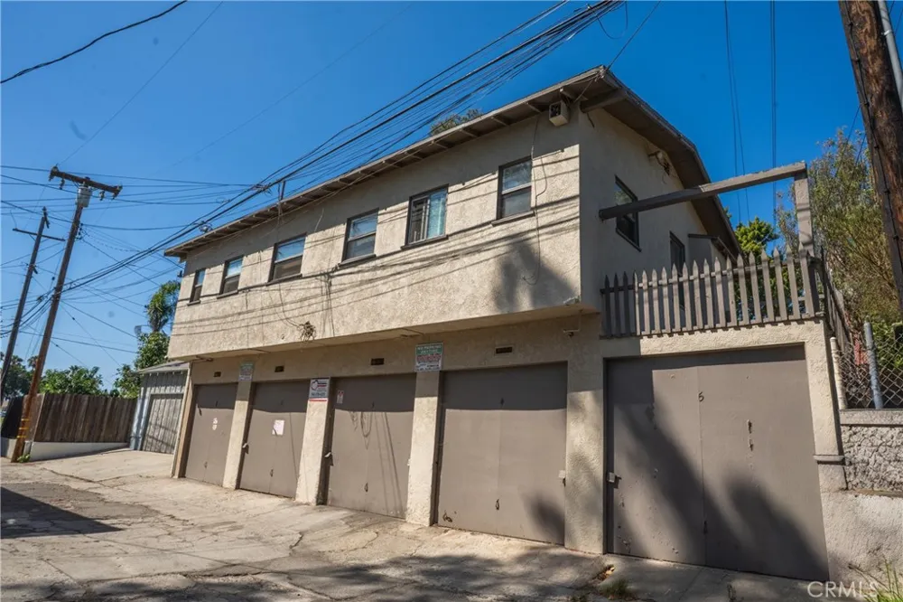 920 Park Long Beach, CA 90813