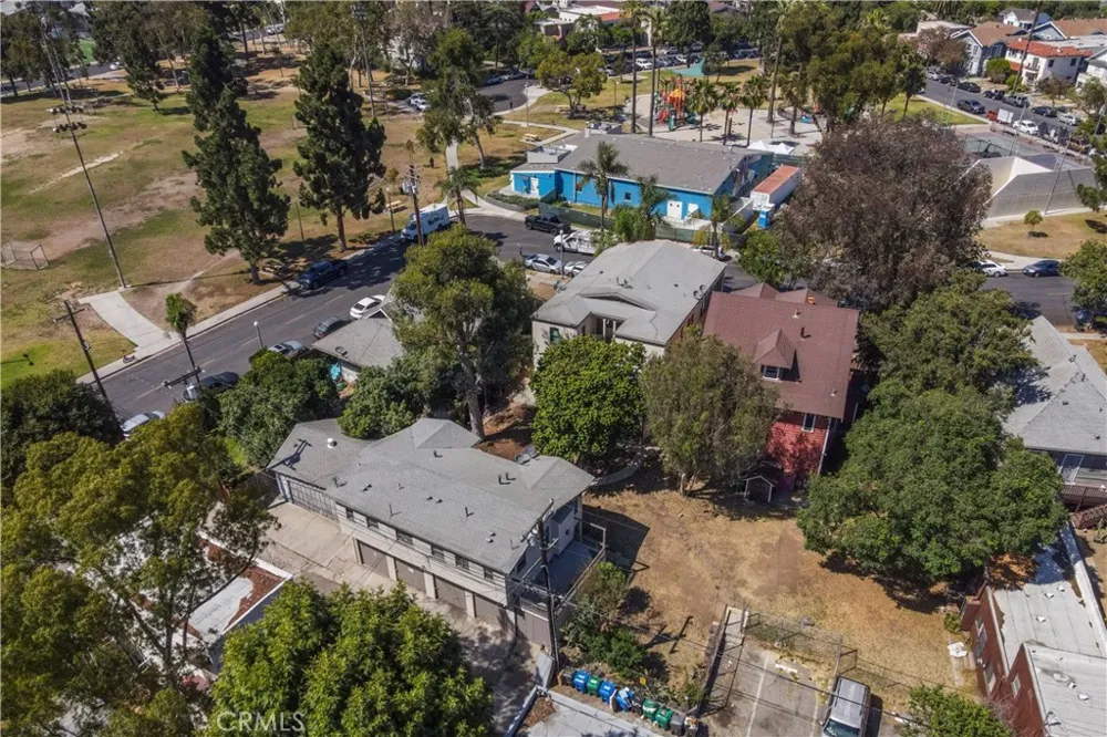 920 Park Long Beach, CA 90813