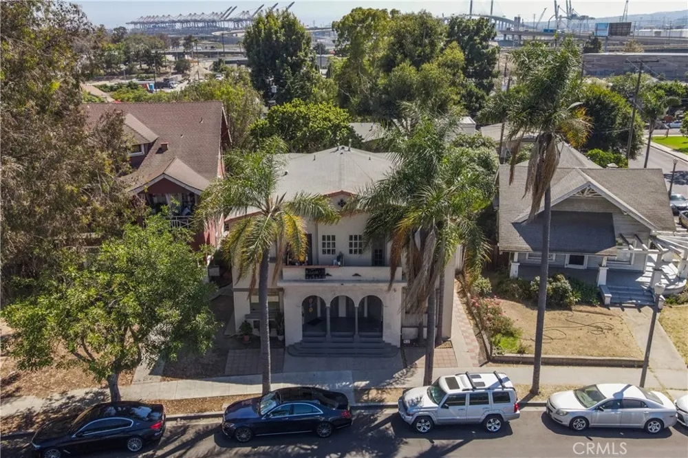 920 Park Long Beach, CA 90813