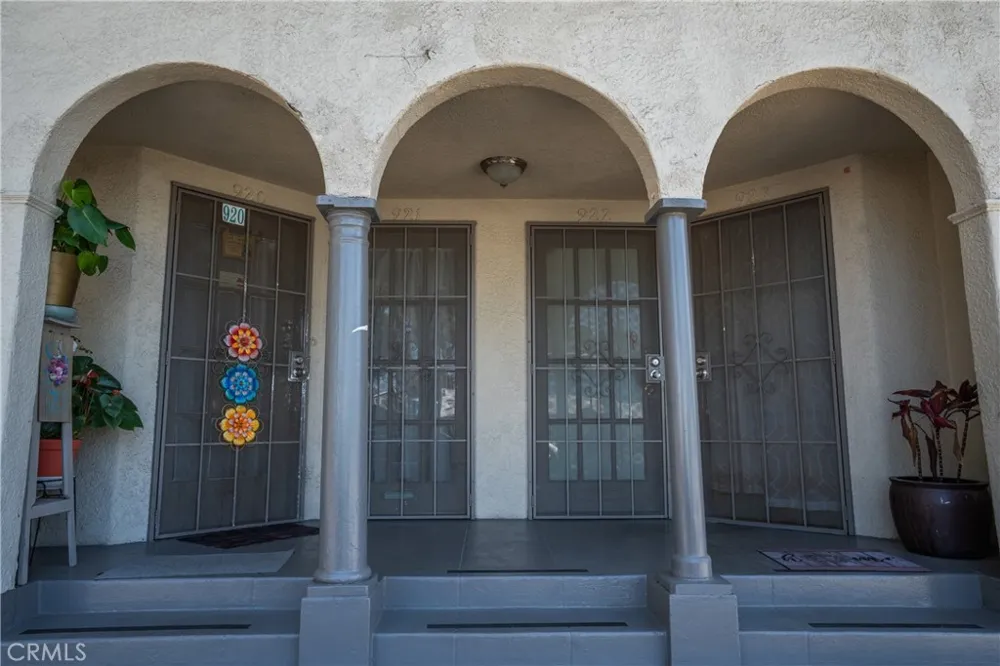 920 Park Long Beach, CA 90813