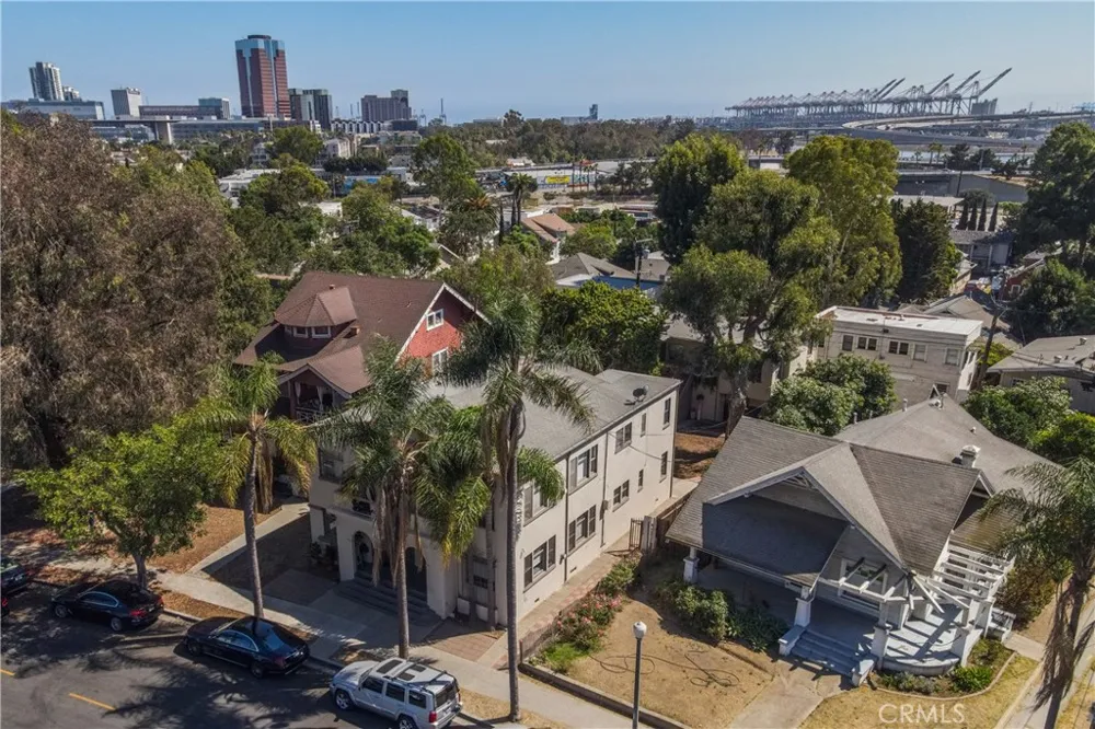 920 Park Long Beach, CA 90813