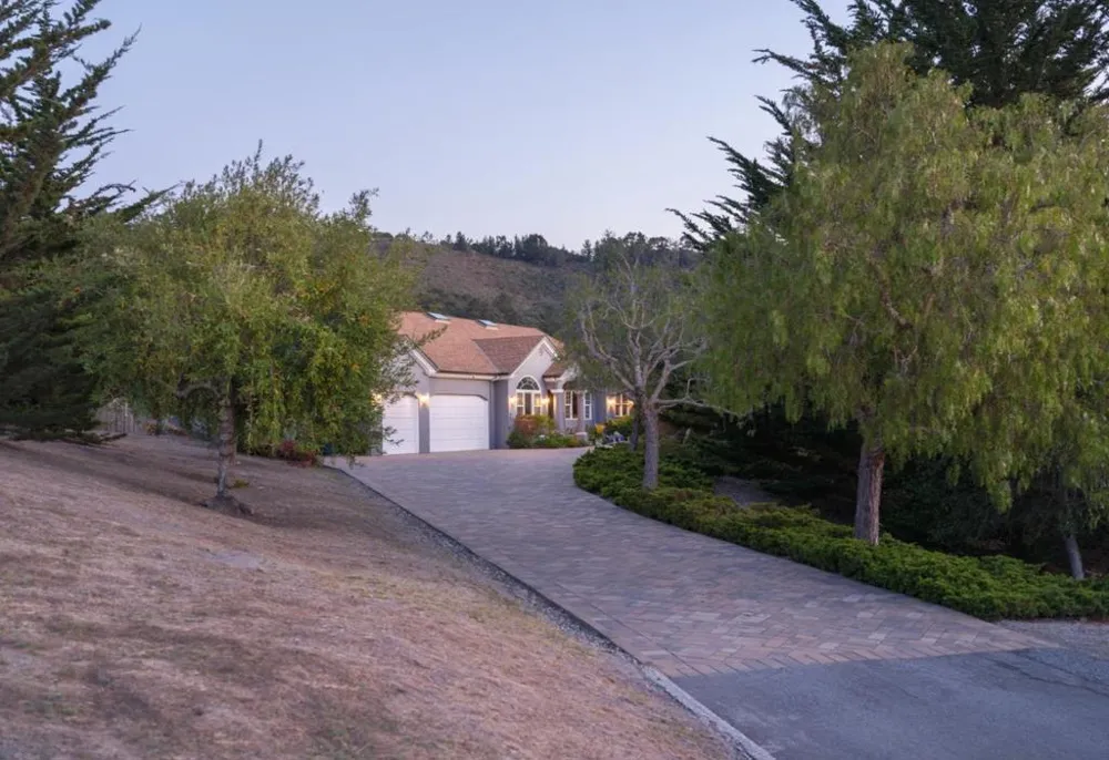 23715 Determine Lane Monterey, CA 93940