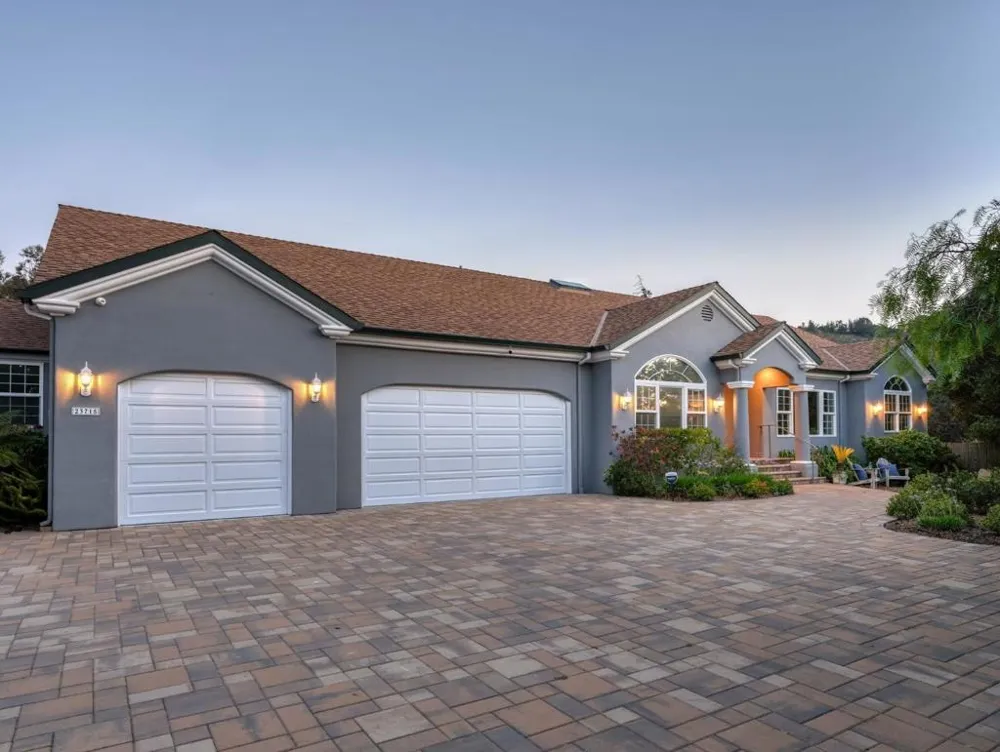 23715 Determine Lane Monterey, CA 93940