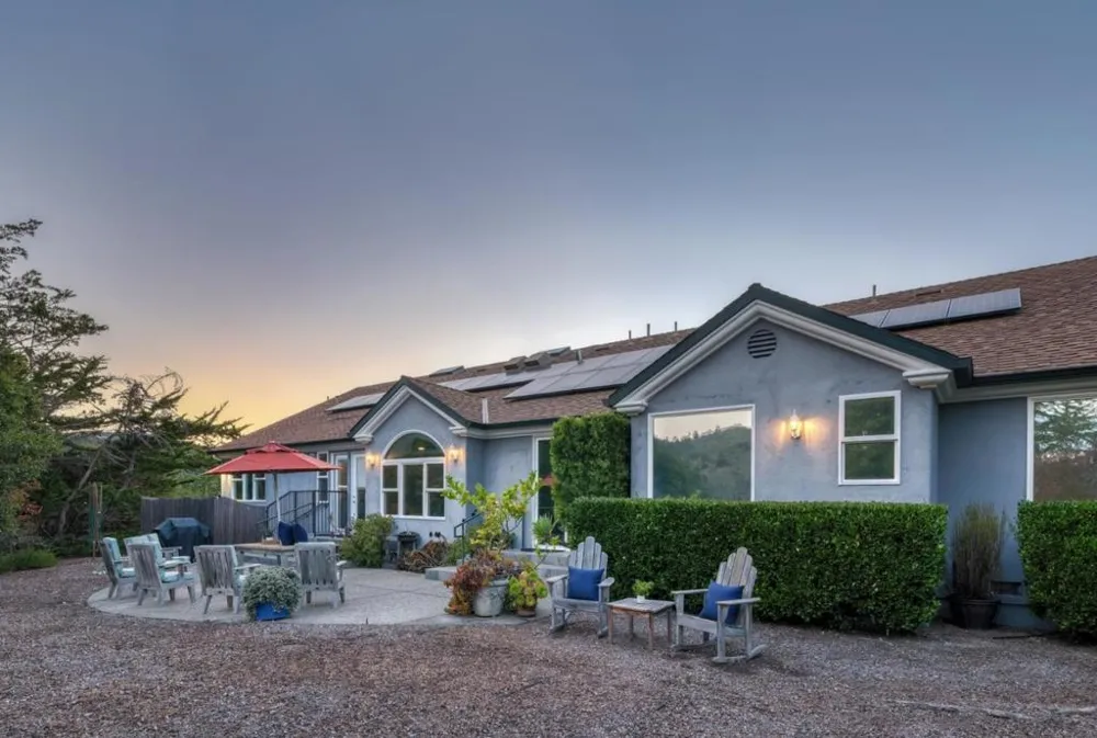 23715 Determine Lane Monterey, CA 93940