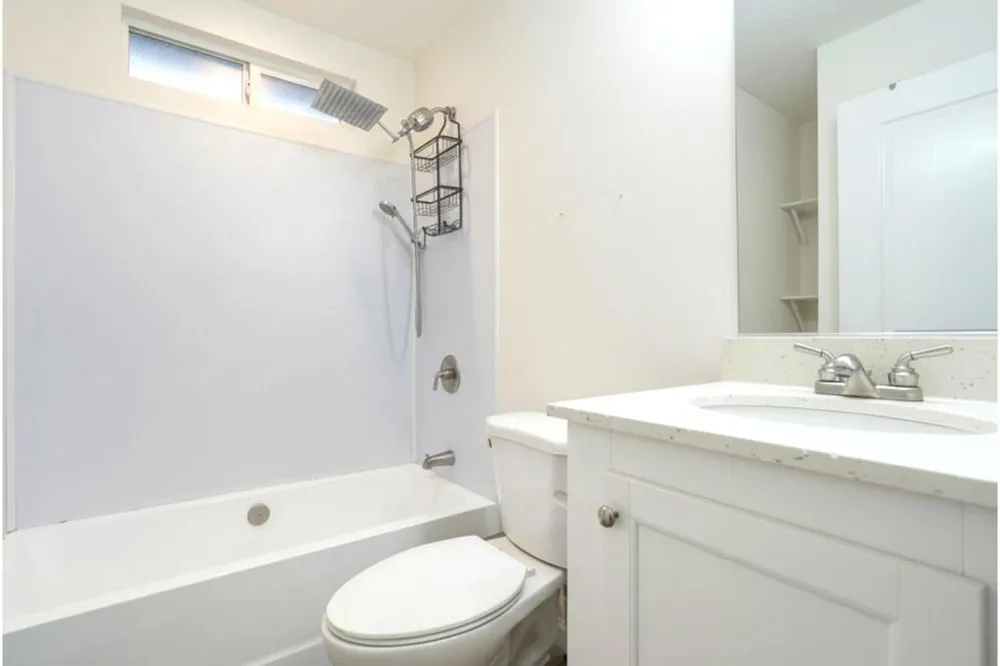 15687 Palm Drive #14 Desert Hot Springs, CA 92240