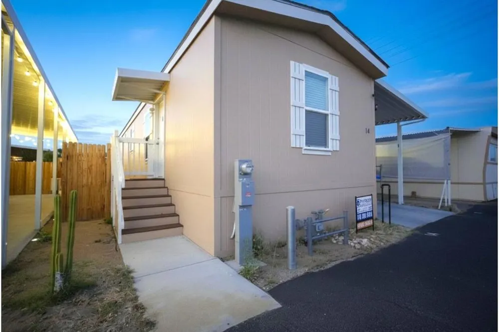 15687 Palm Drive #14 Desert Hot Springs, CA 92240