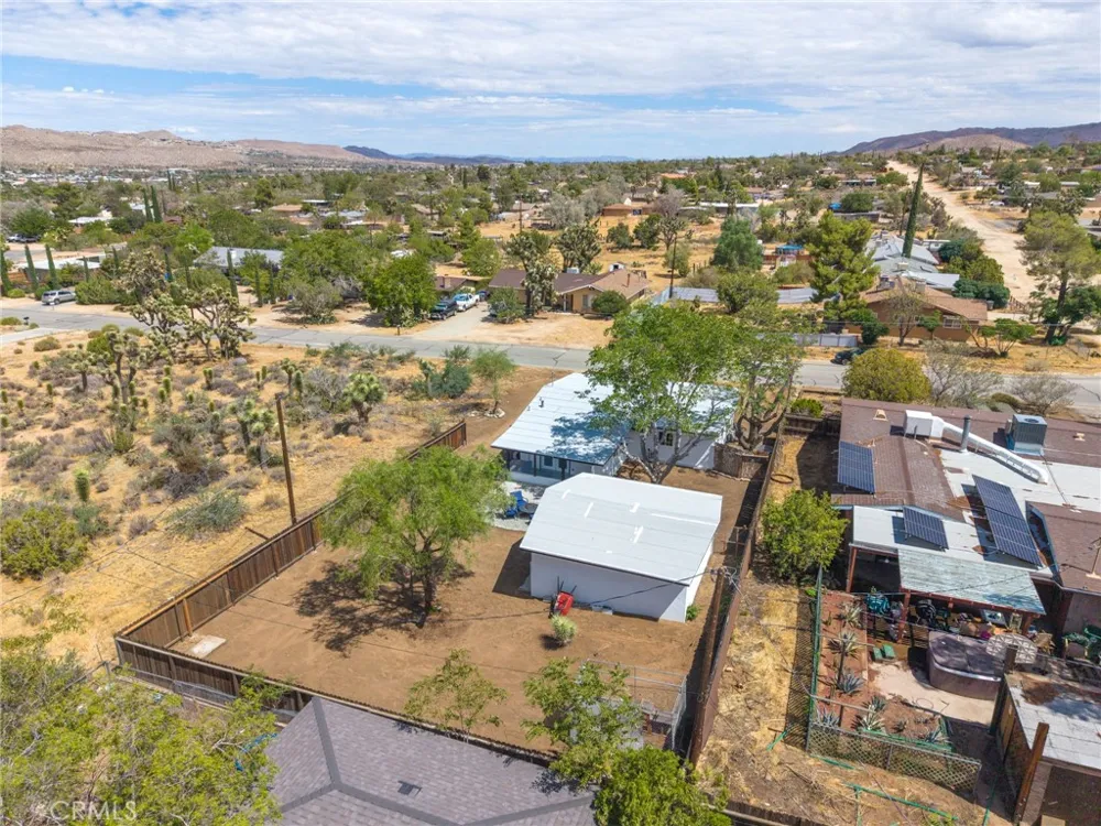 7888 Fox Trail Yucca Valley, CA 92284